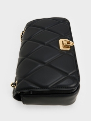 Arwen Diamond-Quilt Quilted Shoulder Bag