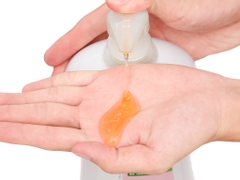 Dettol Onzen Sữa Tắm Dưỡng Da Đào & Phúc Bồn Tử - 950g.