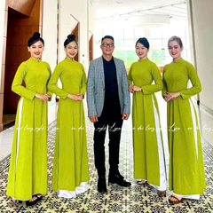 Áo Dài Màu Xanh Cốm Truyền Thống 4 Tà Chiffon Tay Dài Ôm Eo, Tôn Vóc Dáng Thanh Lịch Cuốn Hút