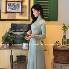 Áo Dài Xinh Màu Xanh Mint Tay Dài Truyền Thống Ôm Eo Tôn Dáng Lụa Mềm Sang Trọng