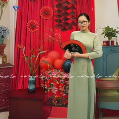 Áo Dài Xinh Màu Xanh Mint Tay Dài Truyền Thống Ôm Eo Tôn Dáng Lụa Mềm Sang Trọng