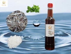 [ HÀNG ĐẶT TRƯỚC] Nước mắm cá cơm truyền thống Chum Vàng - Hạnh Phúc (500ml)