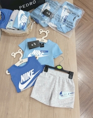 Nike xanh 3 chi tiết