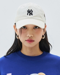 Mũ MLB Gấu - Trắng