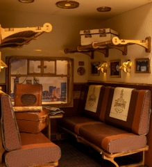Mô hình Halom book nook diy 1940 Train Cabin