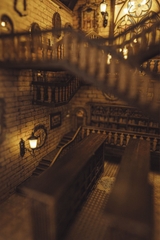 Mô hình Halom book nook diy Đại Sảnh Đường Renaissance Hogwart