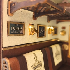Mô hình Halom booknook DIY 1940 Train Cabin Phiên bản đặc biệt