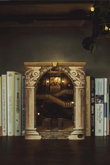 Mô hình Halom book nook diy Đại Sảnh Đường Renaissance Hogwart