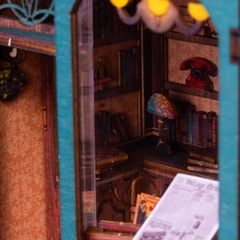 Mô Hình Halom book nook diy Old Book Store