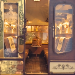 Mô hình Halom book nook diy 1940 Train Cabin