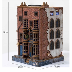 Mô hình Halom book nook diy Tiệm đũa phép Ollivanders - Harry Potter
