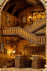 Mô hình Halom book nook diy Đại Sảnh Đường Renaissance Hogwart