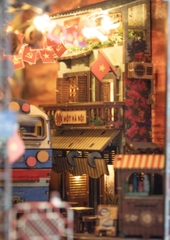 Mô hình Halom book nook Phố Đường Tàu/ Train Street Hanoi - Việt Nam