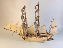 Mô hình Lắp ráp nghệ thuật Halom Mariner – Người Đi Biển Halom