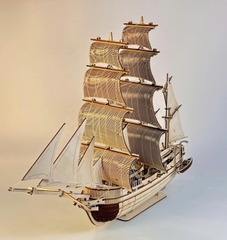 Mô hình Lắp ráp nghệ thuật Halom Mariner – Người Đi Biển Halom