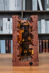 Mô hình Halom Book Nook - Phố Cổ London