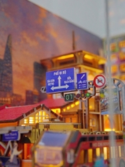Mô Hình DIY Halom Sài Gòn Phố – Saigon Streets Có Đèn LED