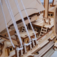 Mô hình Lắp ráp nghệ thuật Halom Mariner – Người Đi Biển Halom