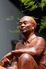 Tượng Đại Tướng Võ Nguyên Giáp