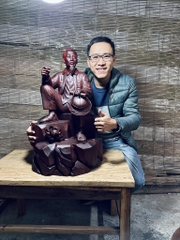 Tượng Bác ngồi phiến đá - Tử Đàn