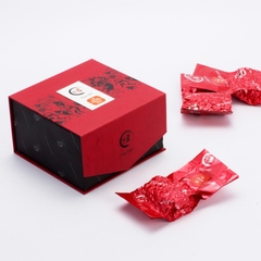 TEA BOX GIFT  for those who love to explore flavors – Black Tea, Pineapple Ginseng Tea