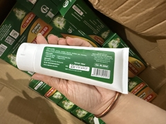 Kem đánh răng nhàu tươi