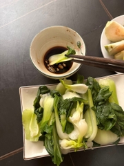 Tương tamari ngâm tỏi lâu năm