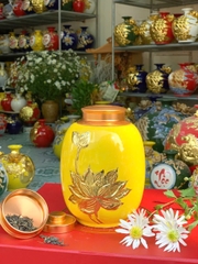 BÌNH ĐỰNG TRÀ 300 GRAM