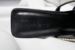 Giày mule cao gót đen mũi nhọn đính đá – Dự tiệc sang trọng – Think Le-V