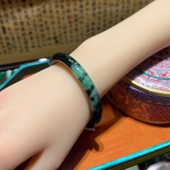 Vòng ngọc cẩm thạch ( đũa)