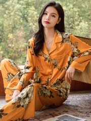 Đồ ngủ Pijama lụa băng cao cấp màu cam họa tiết hoa DN429240