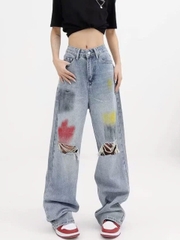 Quần jeans rách màu xanh graffiti ống rộng, thiết kế rách gối, phong cách cá tính QJ088250