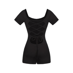 SISTERS Jump đùi đan dây lưng Landii