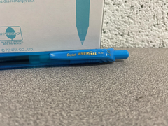 Bút ký mực GEL nét 0.7mm Pentel BLN107 - Made in Japan