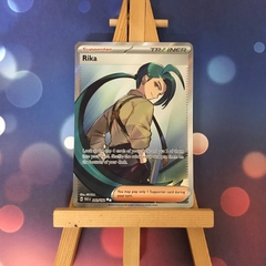 Thẻ hình Pokemon Rika 241/182 - Lá bài lẻ Paradox Rift Full Art Secret Rare tiếng Anh chính hãng