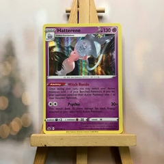 Thẻ hình Pokemon Hatterene 073/198 - Lá Bài Sword & Shield: Chilling Reign Holo Rare Deck Exclusive tiếng Anh chính hãng