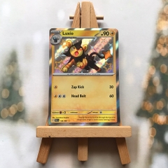 Thẻ hình Pokemon Luxio 136/091 - Lá bài lẻ Paldean Fates Shiny Rare tiếng Anh chính hãng