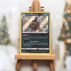 Thẻ hình Pokemon Galarian Weezing SV77/SV122 - Lá bài lẻ Shiny Rare tiếng Anh chính hãng