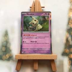 Thẻ hình Pokemon Mimikyu 037/091 - Lá bài lẻ Paldean Fates Rare Reverse Holo tiếng Anh