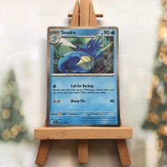 Thẻ hình Pokemon Seadra 011/064 - Lá bài lẻ Shrouded Fable Galaxy Holo Promo tiếng Anh chính hãng
