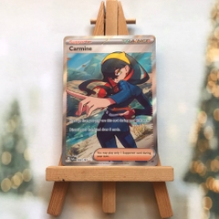 Thẻ hình Pokemon Carmine 204/167 - Lá bài Scarlet&Violet Twilight Masquerade Full Art Secret Rare tiếng Anh chính hãng