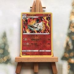 Thẻ hình Pokemon Volcarona 024/198 - Lá bài Sword & Shield: Chilling Reign Rare Reverse Holo tiếng Anh chính hãng