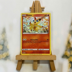 Thẻ hình Pokemon Victini 5/15 - Lá bài lẻ 2022 McDonald's Holo Promo tiếng Anh chính hãng