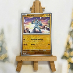 Thẻ hình Pokemon Machop 066/165 - Lá bài lẻ Scarlet & Violet 151 Common Reverse Holo tiếng Anh chính hãng
