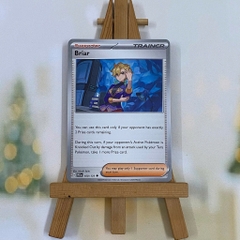 Thẻ hình Pokemon Briar 100/131 - Lá bài lẻ Prismatic Evolutions Uncommon Reverse Holo tiếng Anh chính hãng
