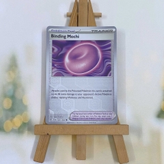 Thẻ hình Pokemon Binding Mochi 055/064 - Lá bài lẻ Shrouded Fable Uncommon Reverse Holo tiếng Anh chính hãng