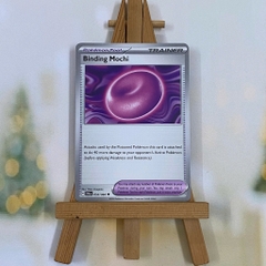 Thẻ hình Pokemon Binding Mochi 055/064 - Lá bài lẻ Shrouded Fable Uncommon Reverse Holo tiếng Anh chính hãng