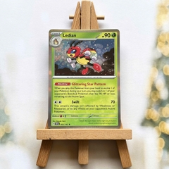 Thẻ hình Pokemon Ledian 003/142 - Lá bài lẻ Stellar Crown Reverse Holo Rare tiếng Anh chính hãng