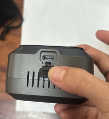 Máy bơm hơi dùng pin ltthium-ion DCA ADQE03-150ED -8V/2Ah
