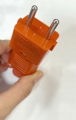 Phích cắm chịu tải 3000W